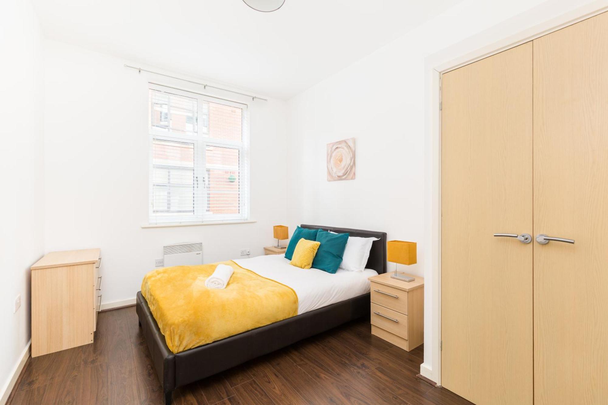 24-7 Secured City Centre Apartments With Free Underground Parking And Wifi Birmingham Ngoại thất bức ảnh
