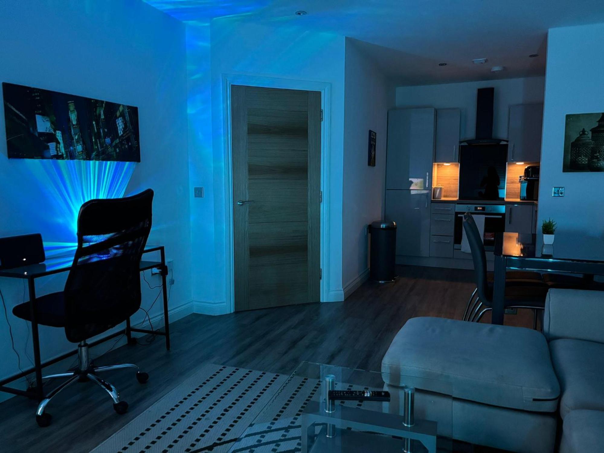 24-7 Secured City Centre Apartments With Free Underground Parking And Wifi Birmingham Ngoại thất bức ảnh