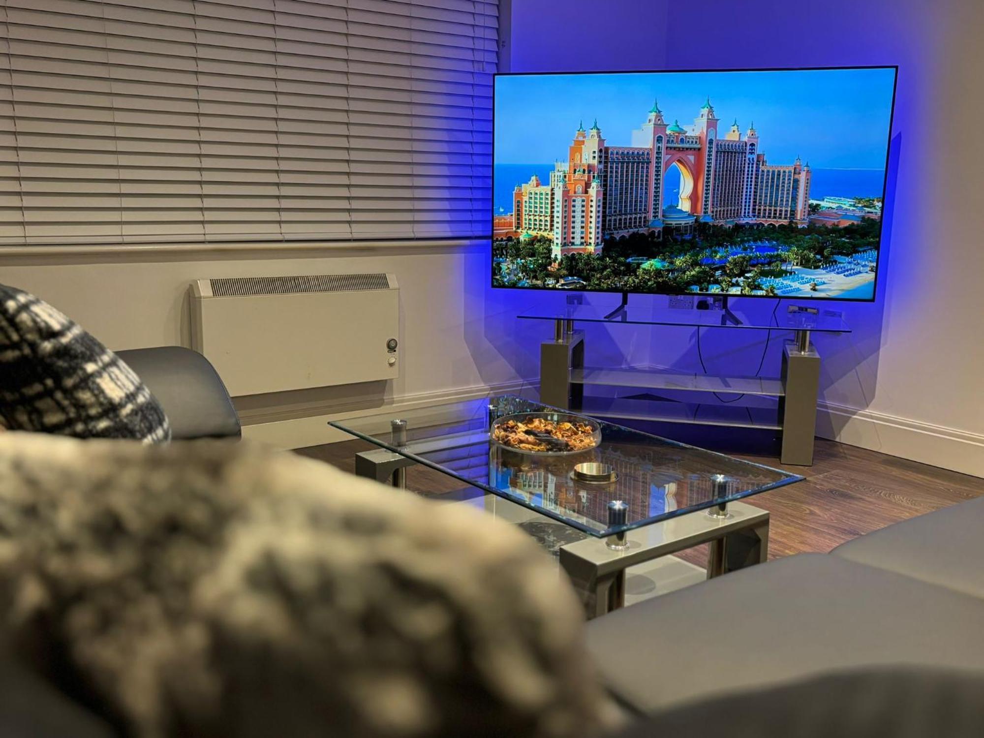24-7 Secured City Centre Apartments With Free Underground Parking And Wifi Birmingham Ngoại thất bức ảnh
