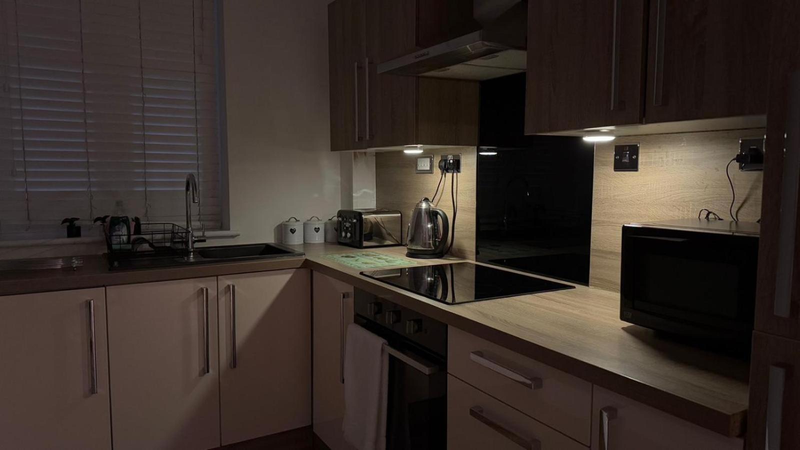 24-7 Secured City Centre Apartments With Free Underground Parking And Wifi Birmingham Ngoại thất bức ảnh
