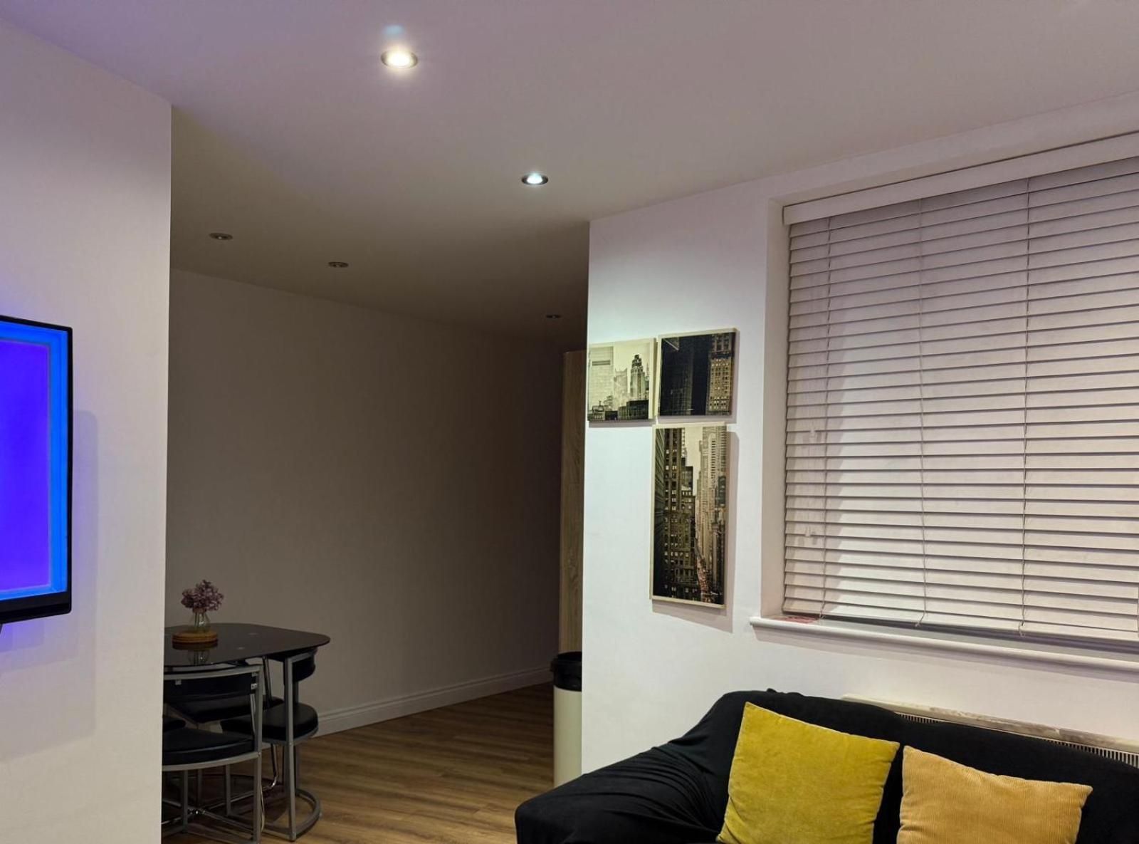 24-7 Secured City Centre Apartments With Free Underground Parking And Wifi Birmingham Ngoại thất bức ảnh