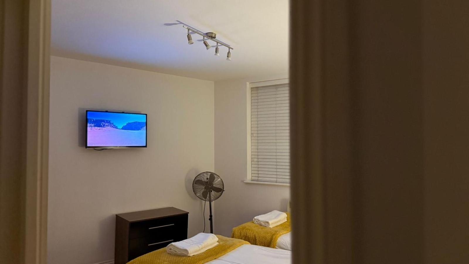 24-7 Secured City Centre Apartments With Free Underground Parking And Wifi Birmingham Ngoại thất bức ảnh